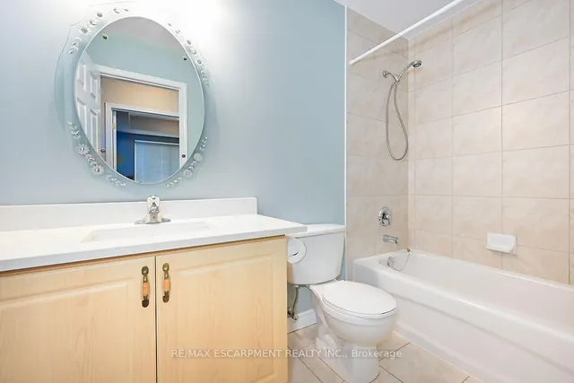 Additional property image - 2000 Creekside Dr Unit 501