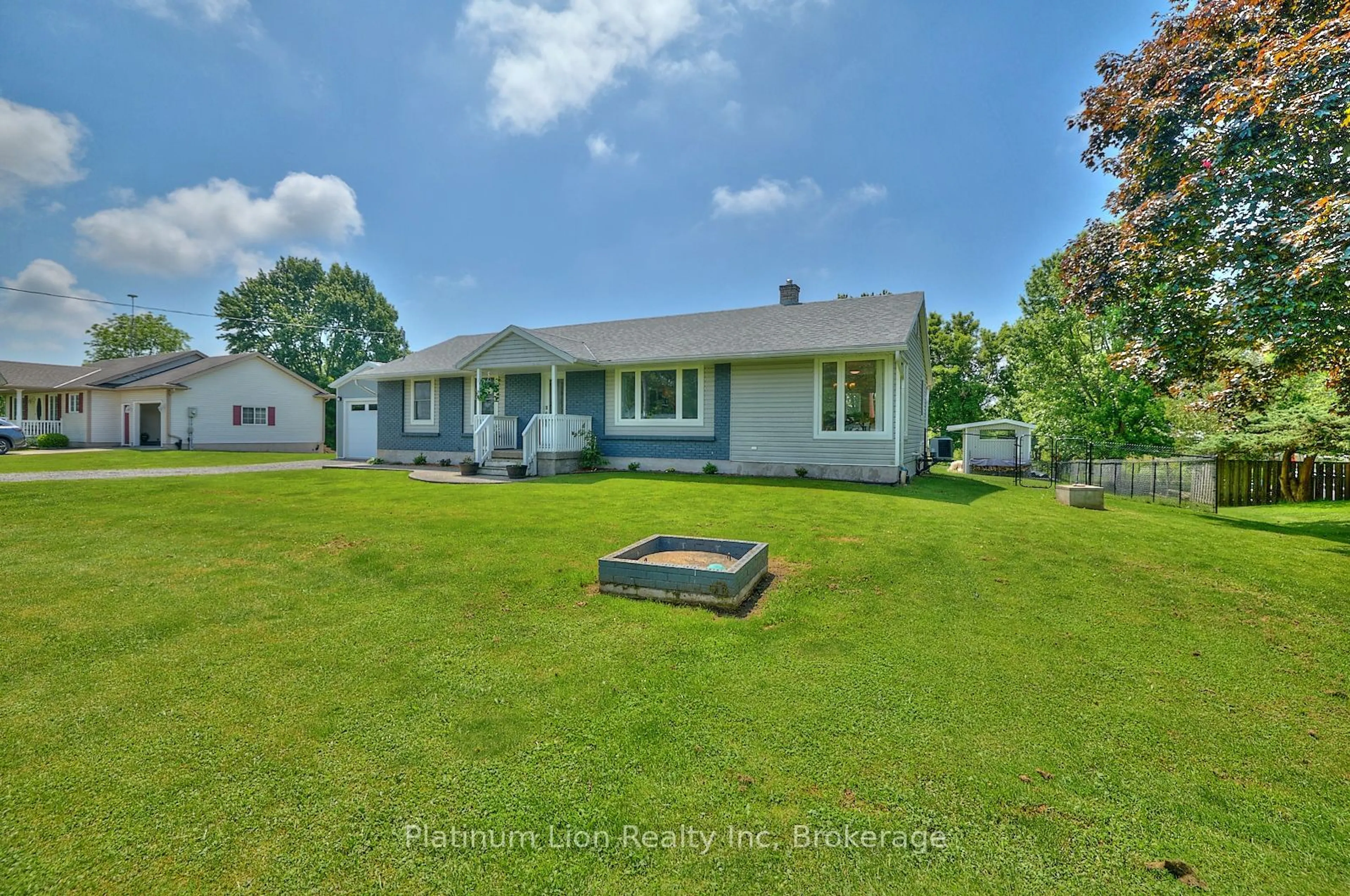 A pic from outside/outdoor area/front of a property/back of a property/a pic from drone, water/lake/river/ocean view for 31953 Church St, Wainfleet Ontario L0S 1V0