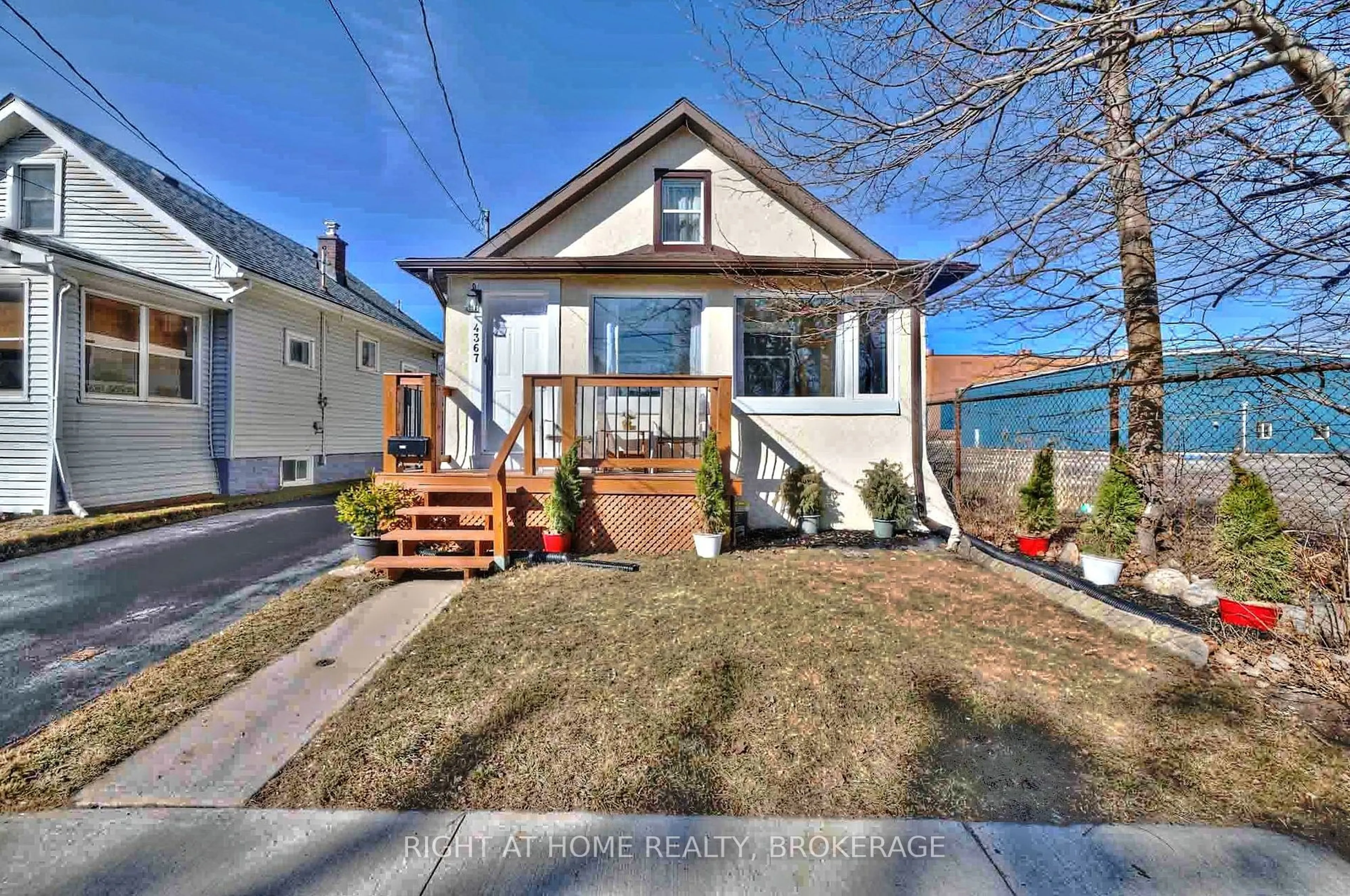 Unknown for 4367 Homewood Ave, Niagara Falls Ontario L2E 4X3