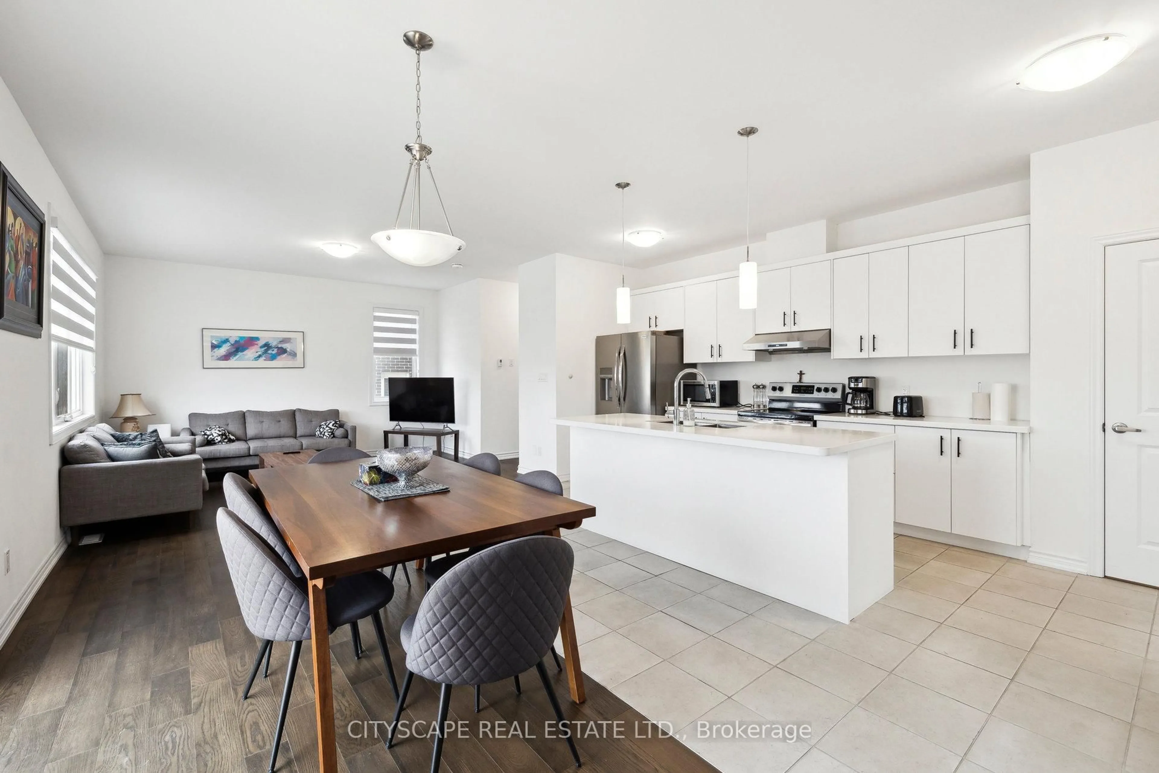 Open concept kitchen, unknown for 7884 Seabiscuit Dr, Niagara Falls Ontario L2H 3T9