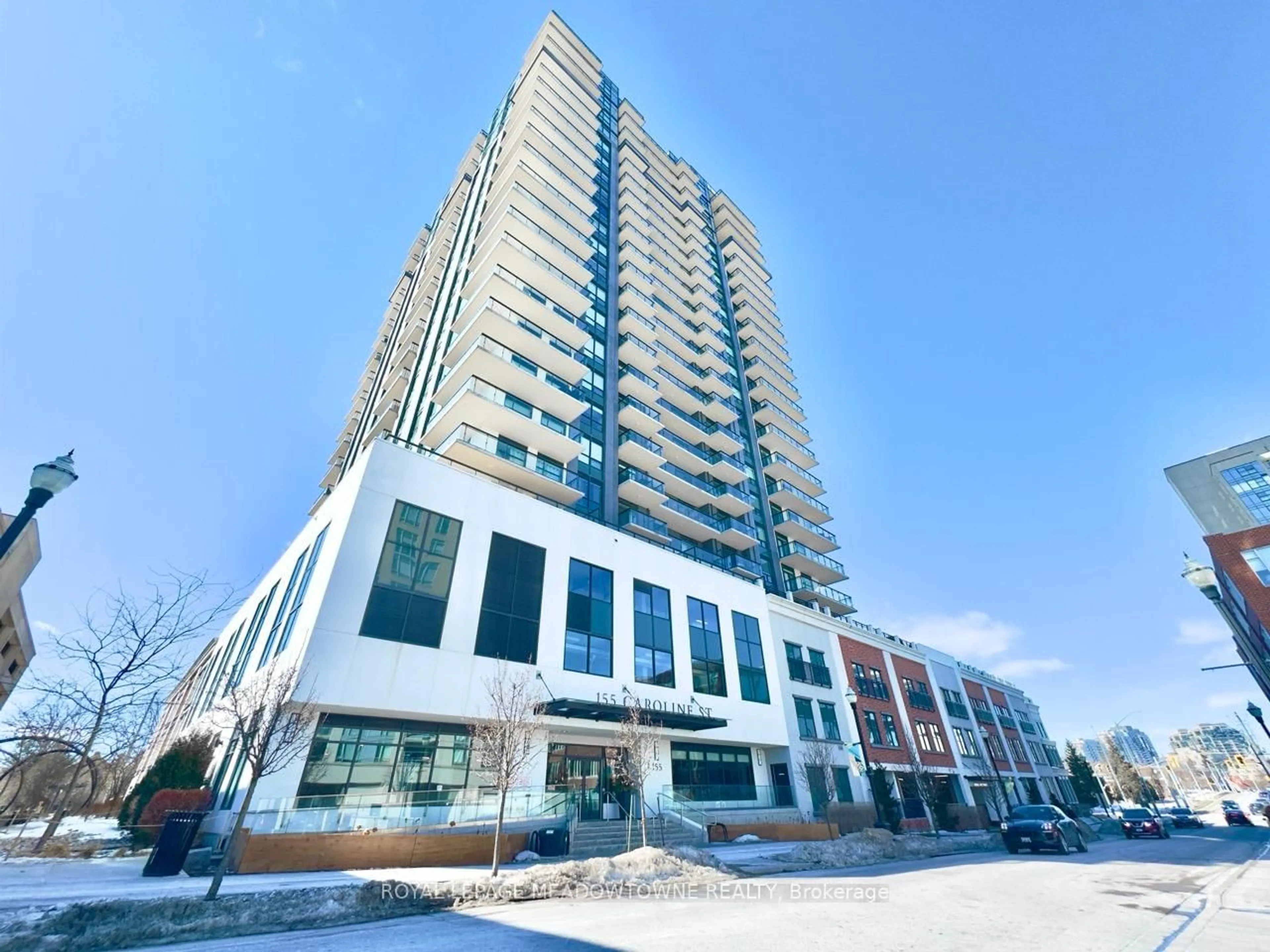 Indoor foyer for 155 Caroline St #907, Waterloo Ontario N2L 0J8