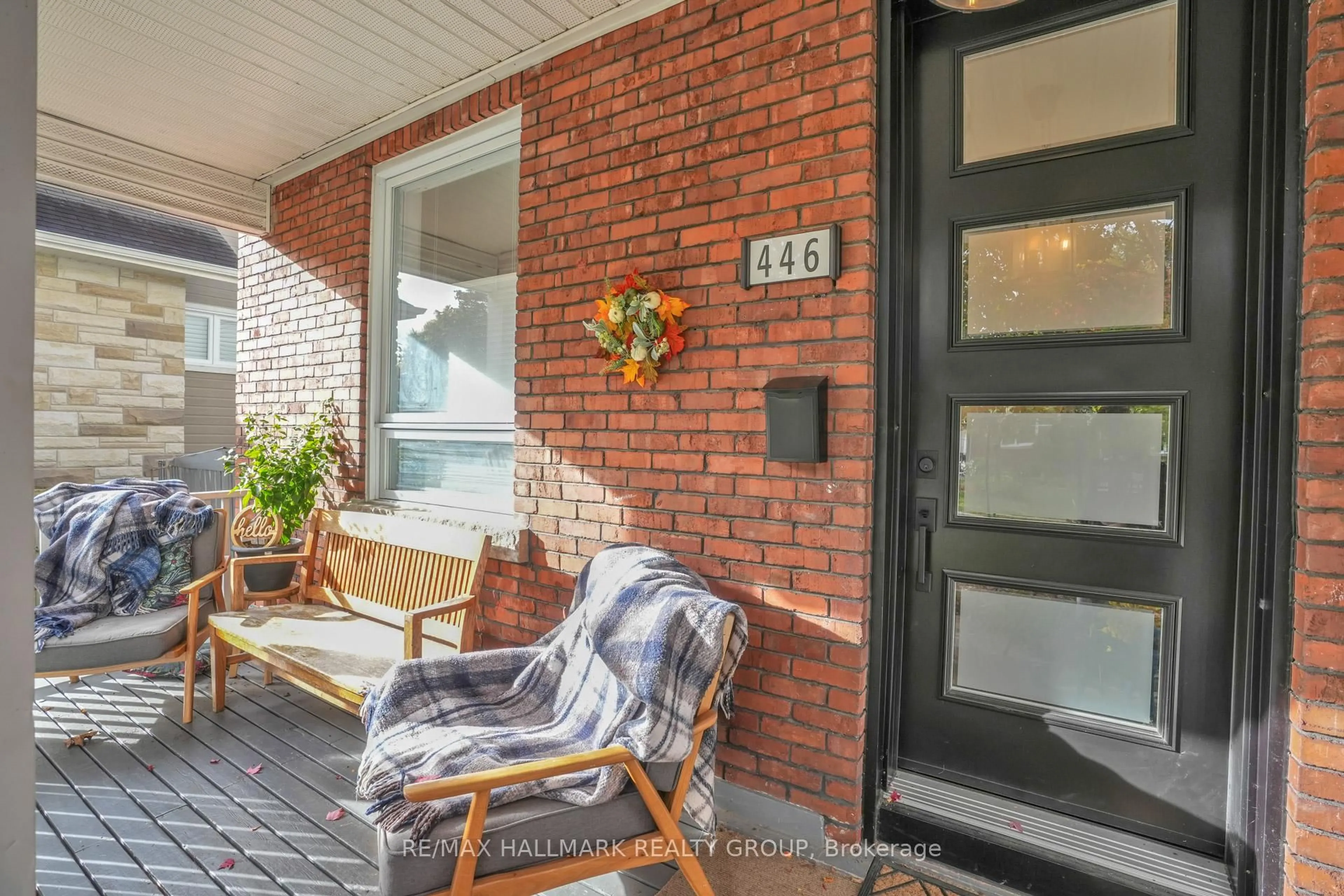 Patio, street for 446 Kensington Ave, Westboro - Hampton Park Ontario K1Z 6G8