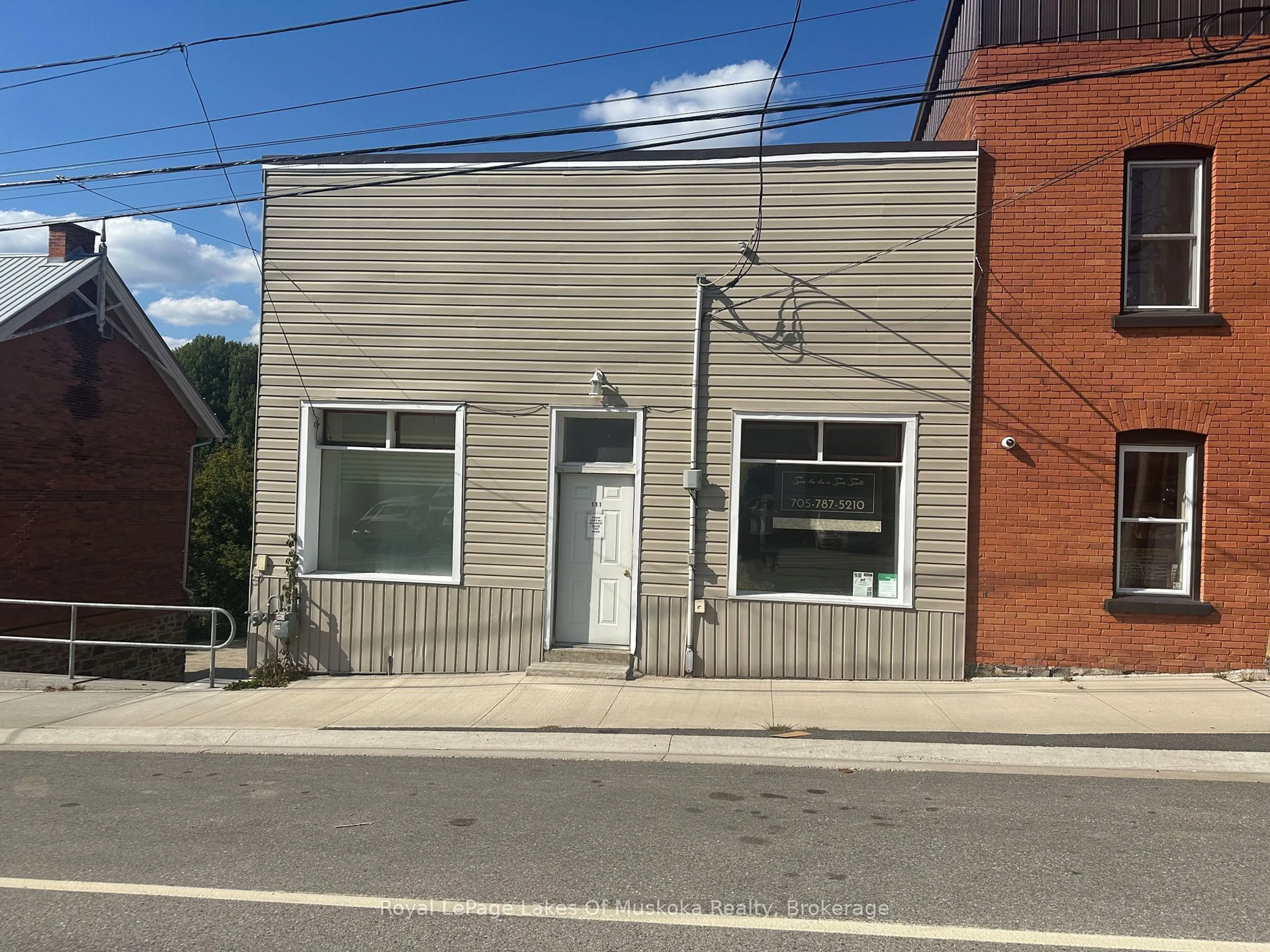 Unknown for 111 Yonge St, Burk's Falls Ontario P0A 1C0