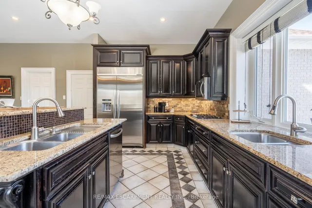 Additional property image - 11 Palomino Dr