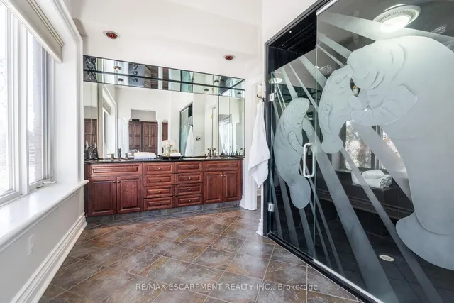 Additional property image - 11 Palomino Dr