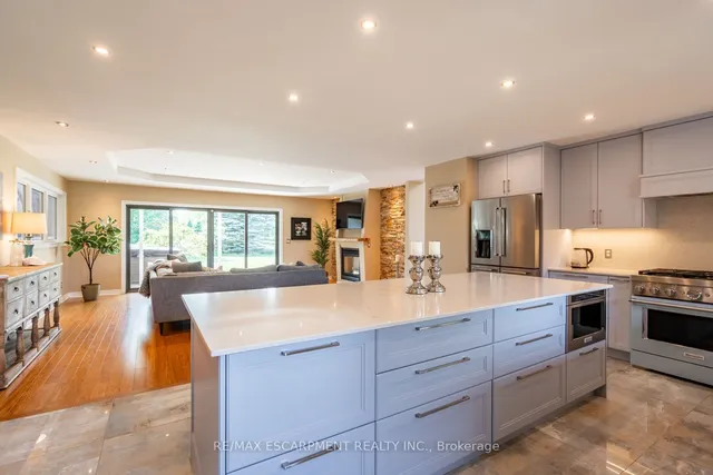 Additional property image - 399 Old Brock Rd