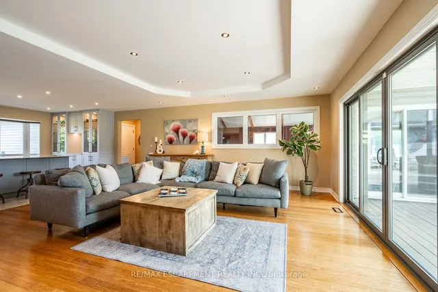 Additional property image - 399 Old Brock Rd