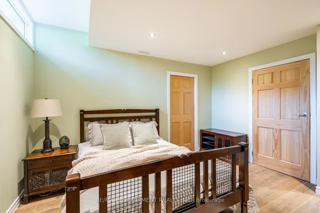 Additional property image - 399 Old Brock Rd