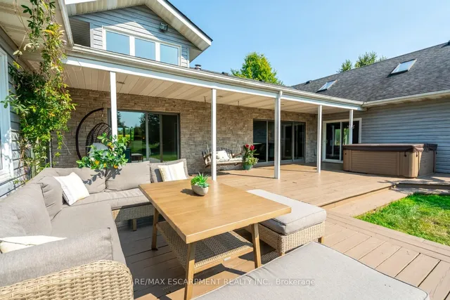 Additional property image - 399 Old Brock Rd