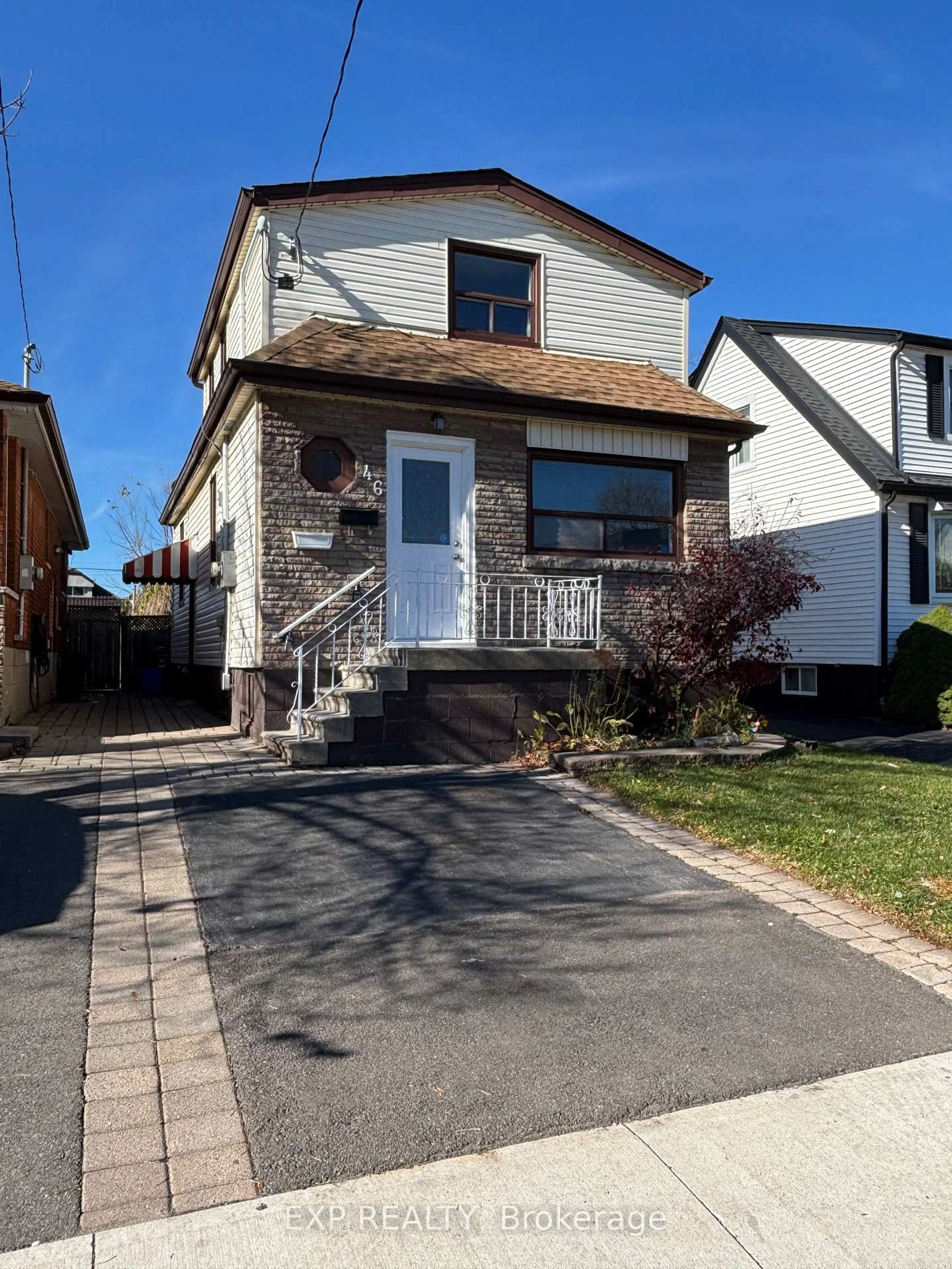 Home with vinyl exterior material, street for 46 Delena Ave, Hamilton Ontario L8H 1B6