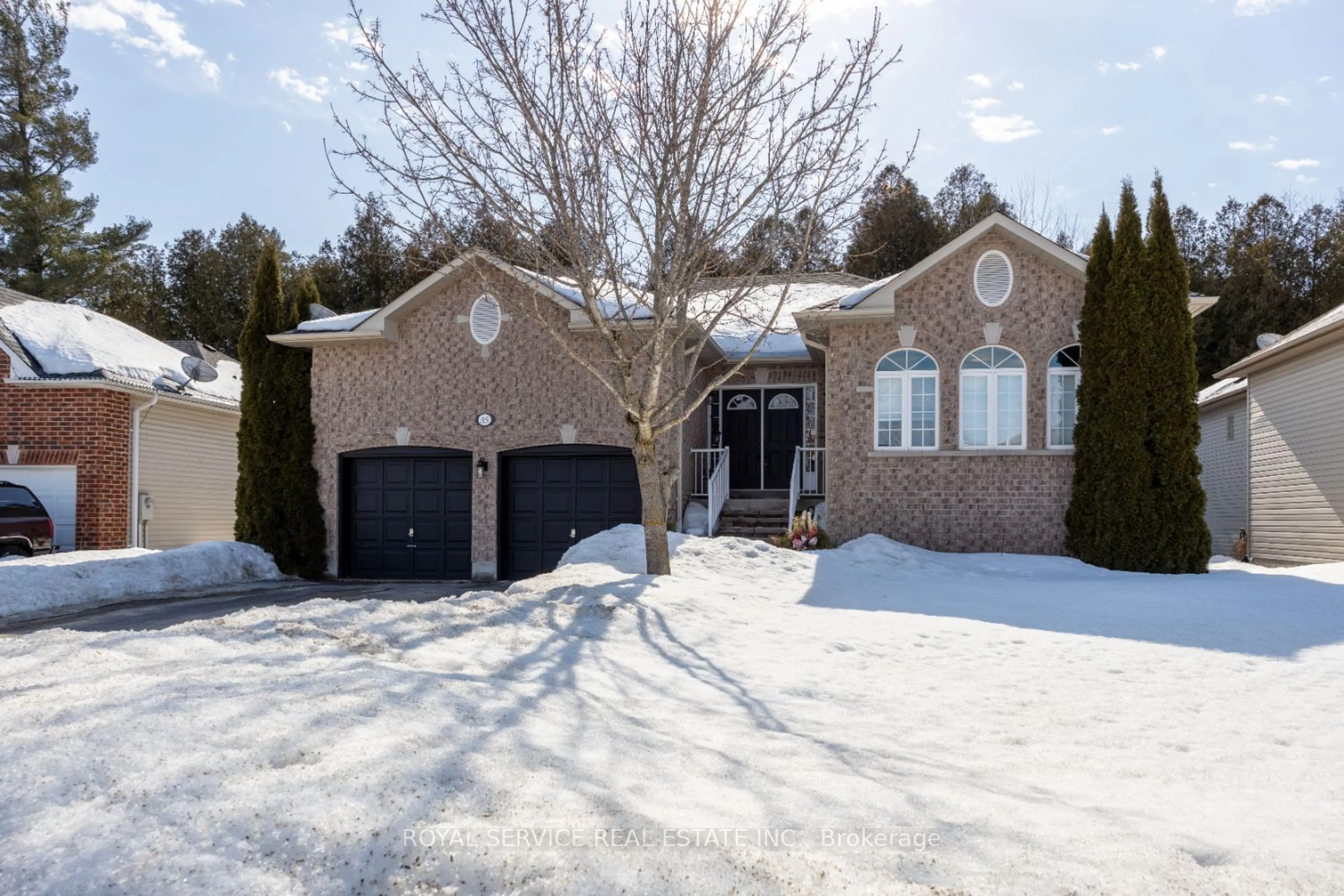 Home with brick exterior material, street for 35 Brookside St, Cavan Monaghan Ontario L0A 1G0