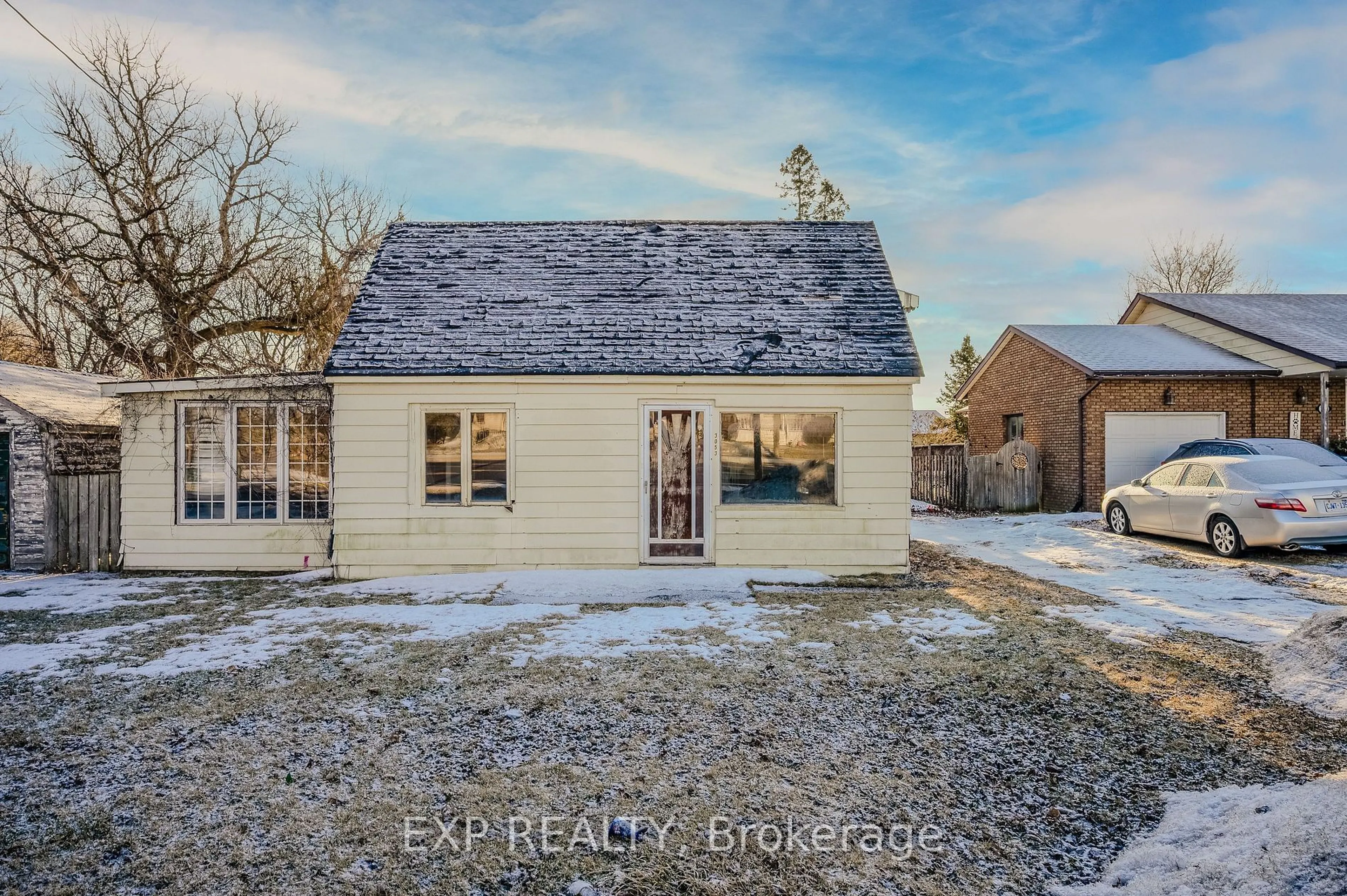 A pic from outside/outdoor area/front of a property/back of a property/a pic from drone, street for 3053 HIGHWAY 56 Highway, Hamilton Ontario L0R 1C0