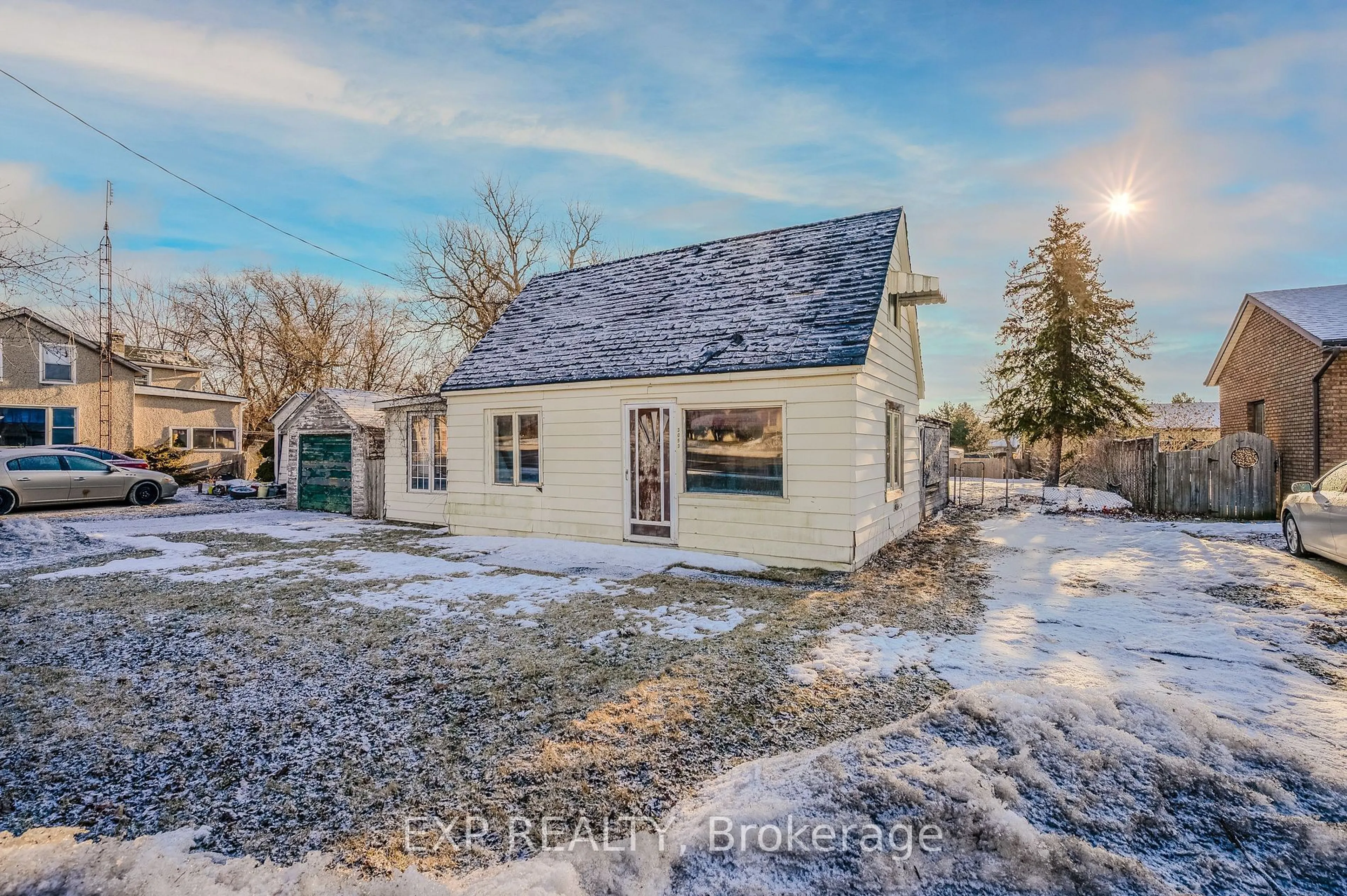 A pic from outside/outdoor area/front of a property/back of a property/a pic from drone, street for 3053 HIGHWAY 56 Highway, Hamilton Ontario L0R 1C0