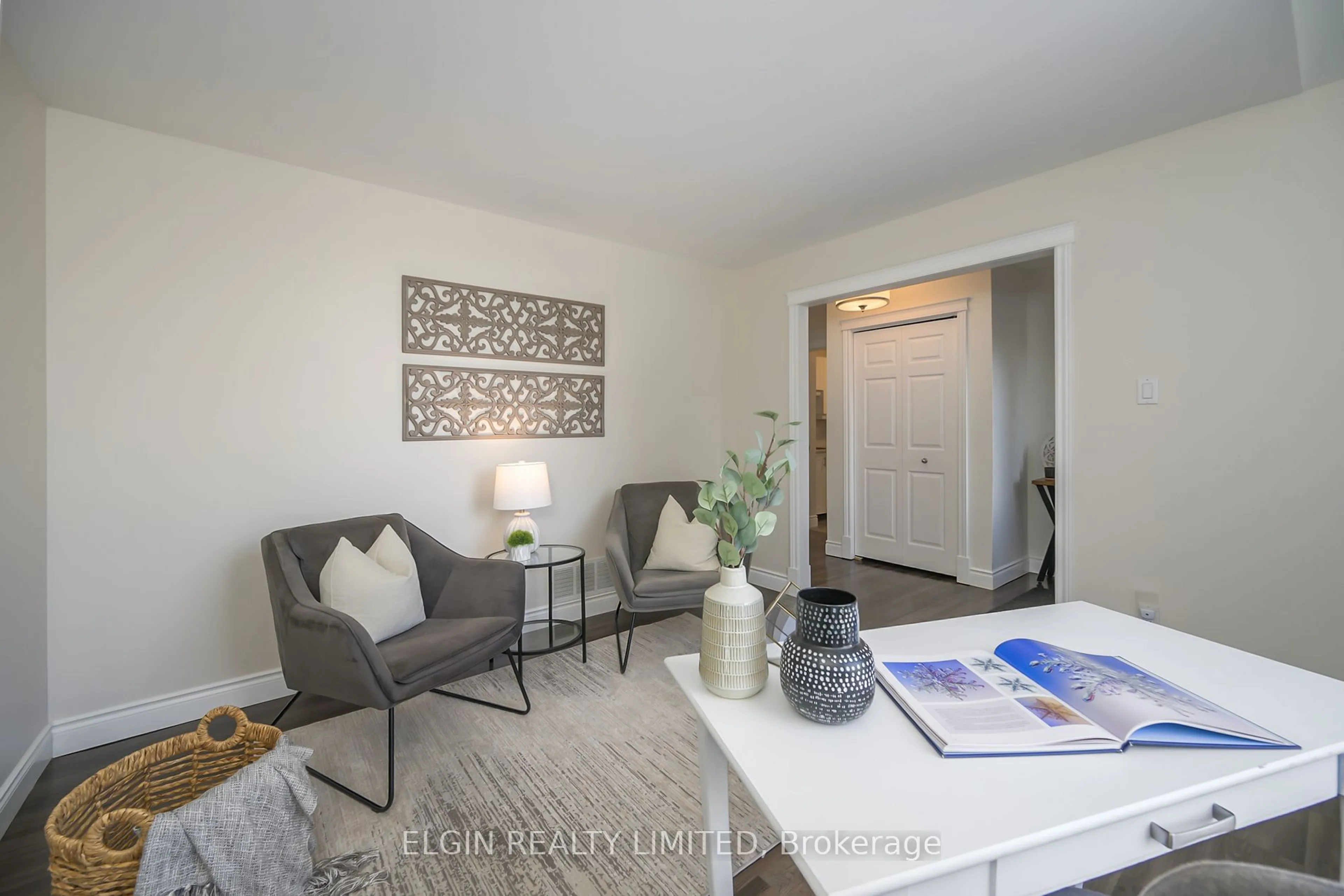 Living room with furniture, unknown for 42371 Dexter Line, Central Elgin Ontario N0L 2L0