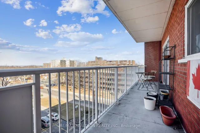 Additional property image - 10 Woodman Dr Unit 605