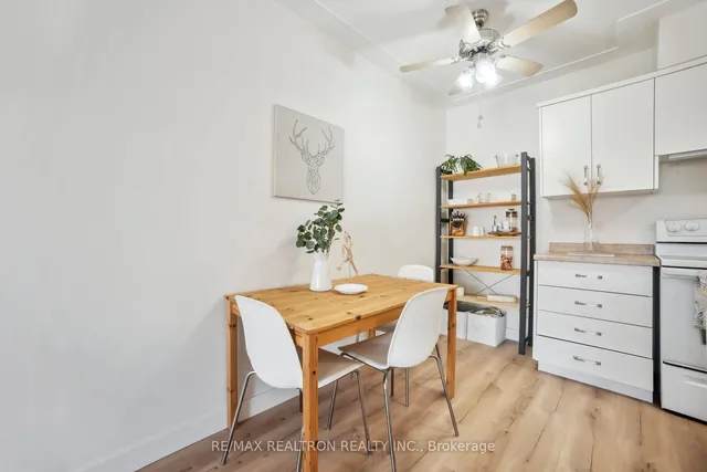 Additional property image - 10 Woodman Dr Unit 605