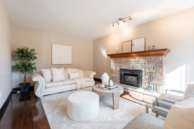 Additional property image - 7 Chert Ave