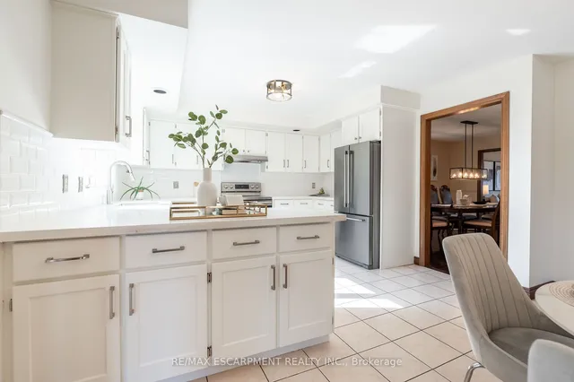 Additional property image - 7 Chert Ave