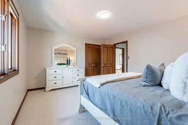 Additional property image - 7 Chert Ave