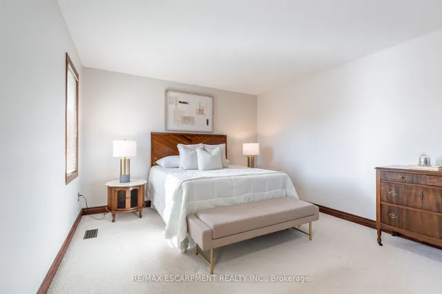 Additional property image - 7 Chert Ave