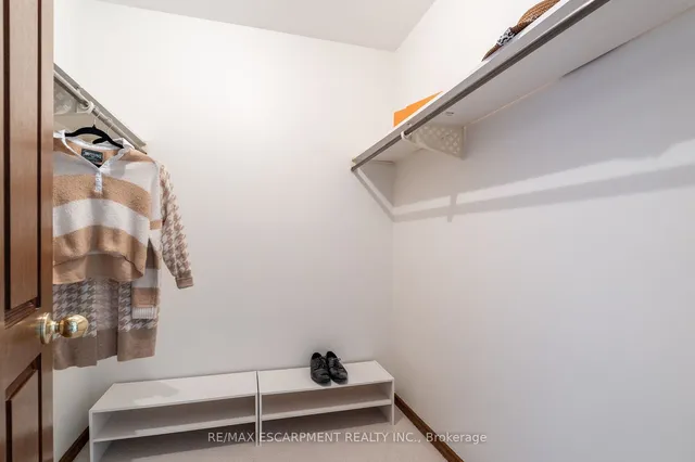 Additional property image - 7 Chert Ave