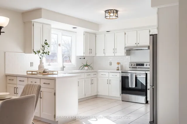 Additional property image - 7 Chert Ave