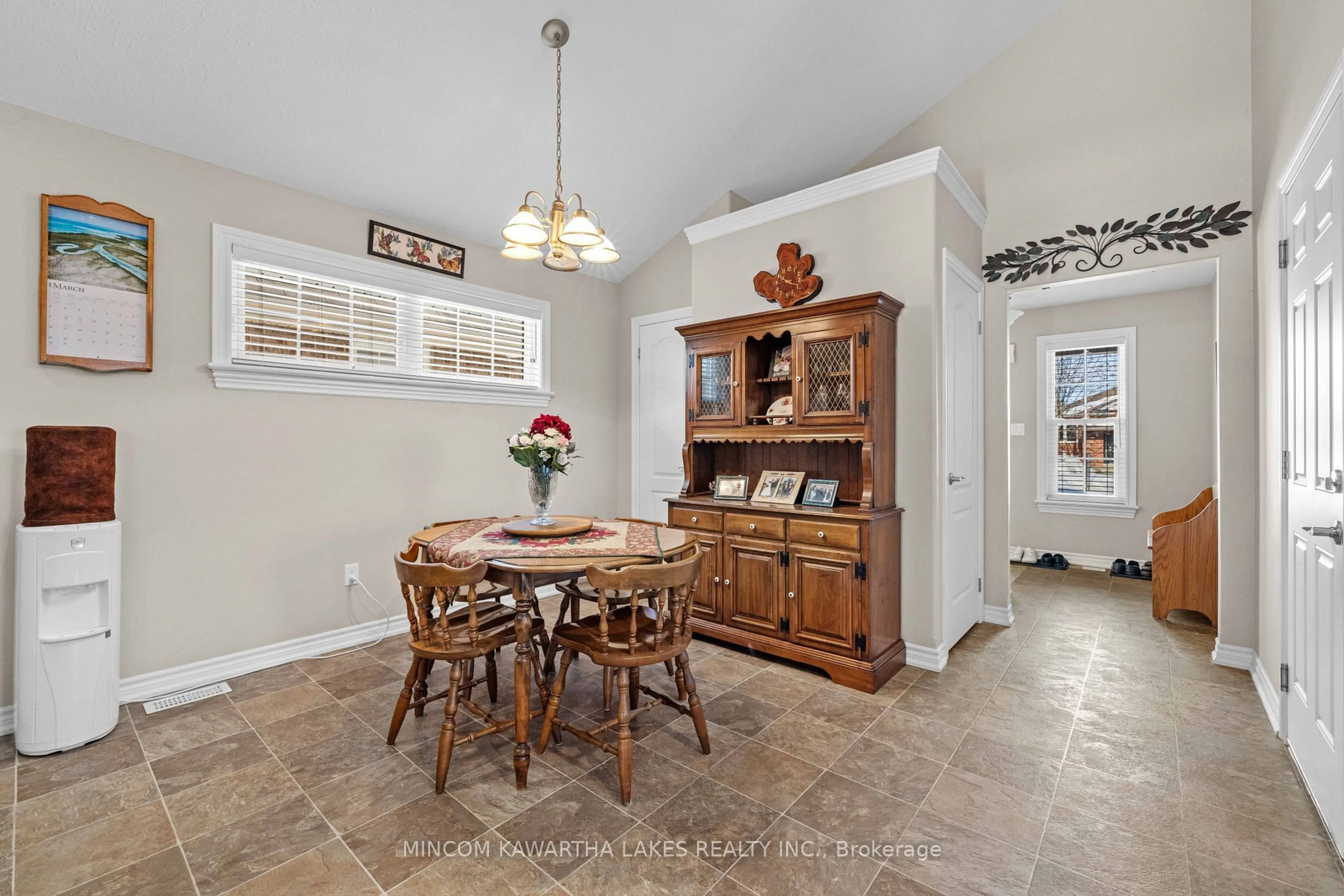 Dining room, ceramic/tile floor for 46 Laurent Blvd, Kawartha Lakes Ontario K9V 6J7