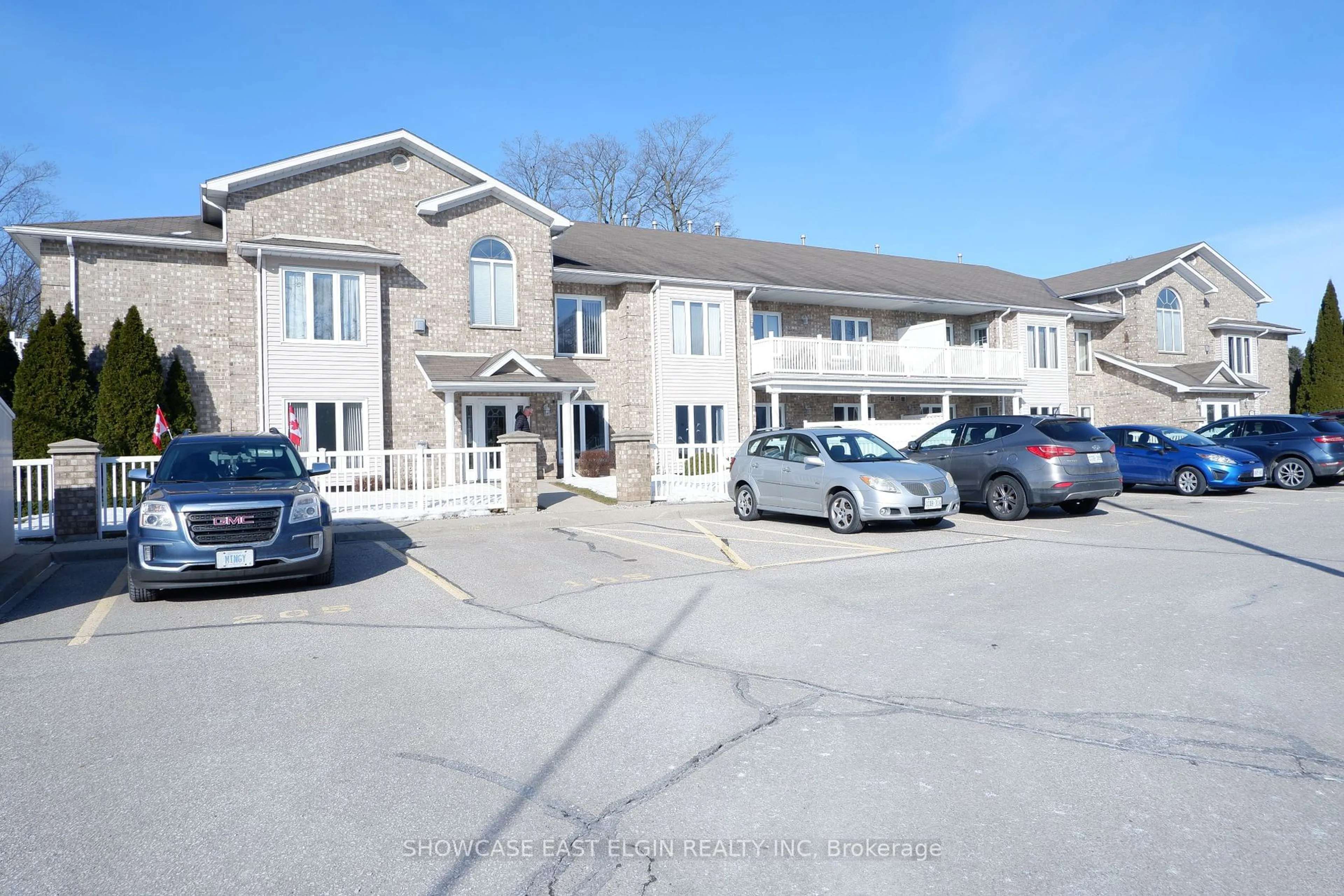 Unknown for 22 Linwood Dr #207, Aylmer Ontario N5H 3H2