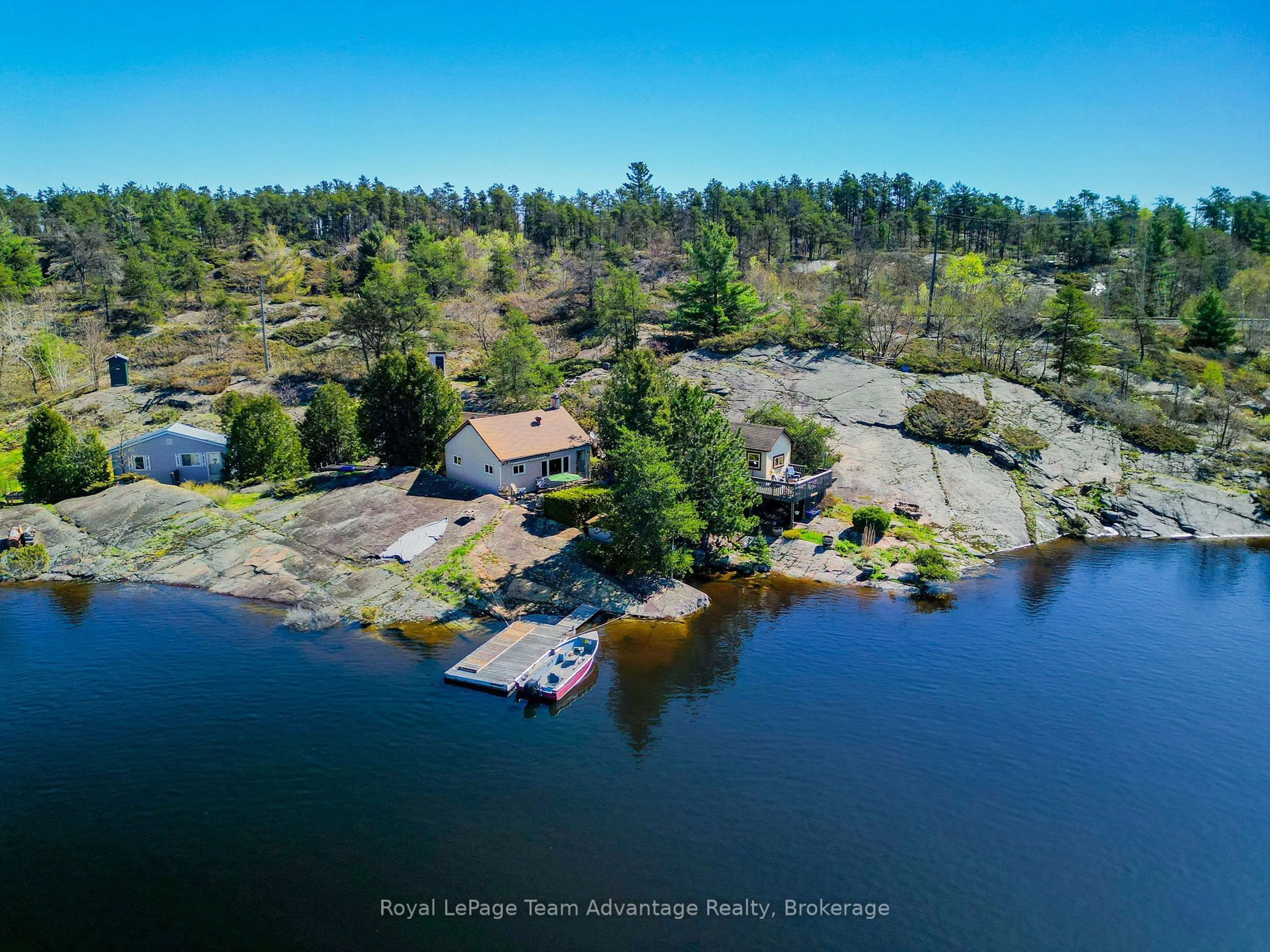 A pic from outside/outdoor area/front of a property/back of a property/a pic from drone, water/lake/river/ocean view for PART 3 ISLAND TP3464, French River Ontario P0M 1A0