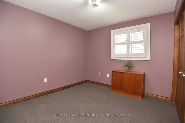 Additional property image - 36 Tommar Pl