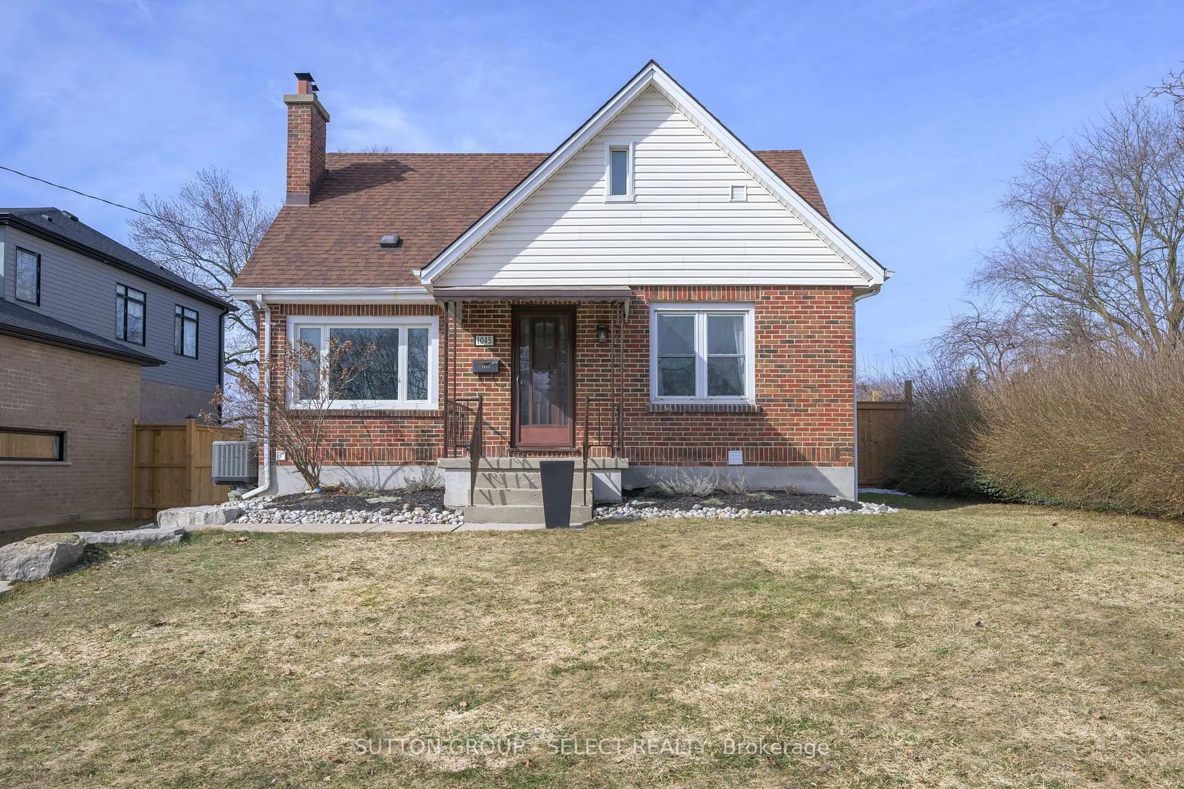 Home with brick exterior material, street for 1045 Willow Dr, London Ontario N6E 1P4