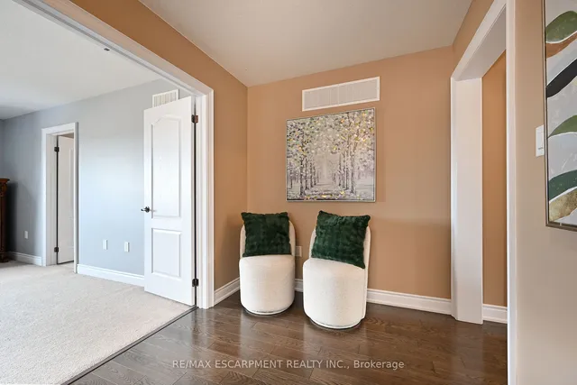 Additional property image - 300 Crafter Cres
