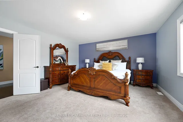 Additional property image - 300 Crafter Cres