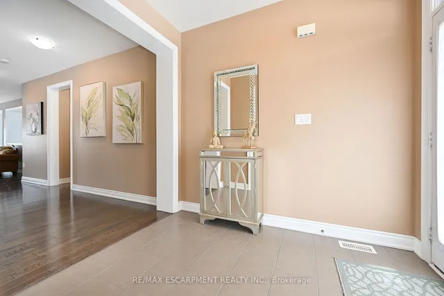 Additional property image - 300 Crafter Cres
