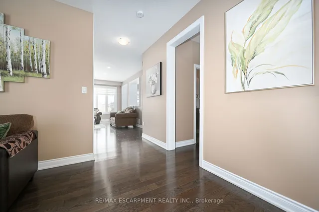 Additional property image - 300 Crafter Cres