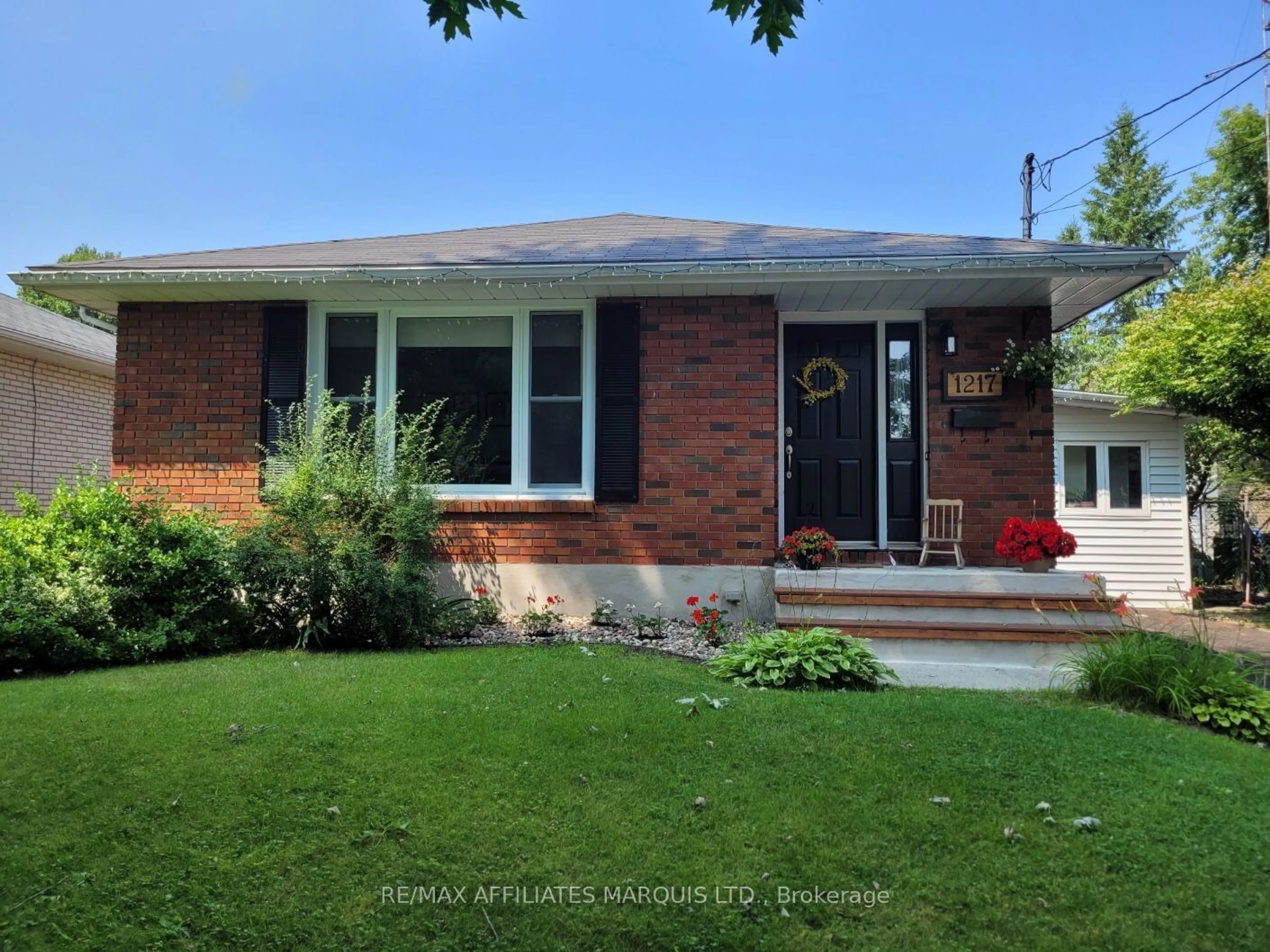 Home with brick exterior material, street for 1217 Osborne Ave, Cornwall Ontario K6J 1L2