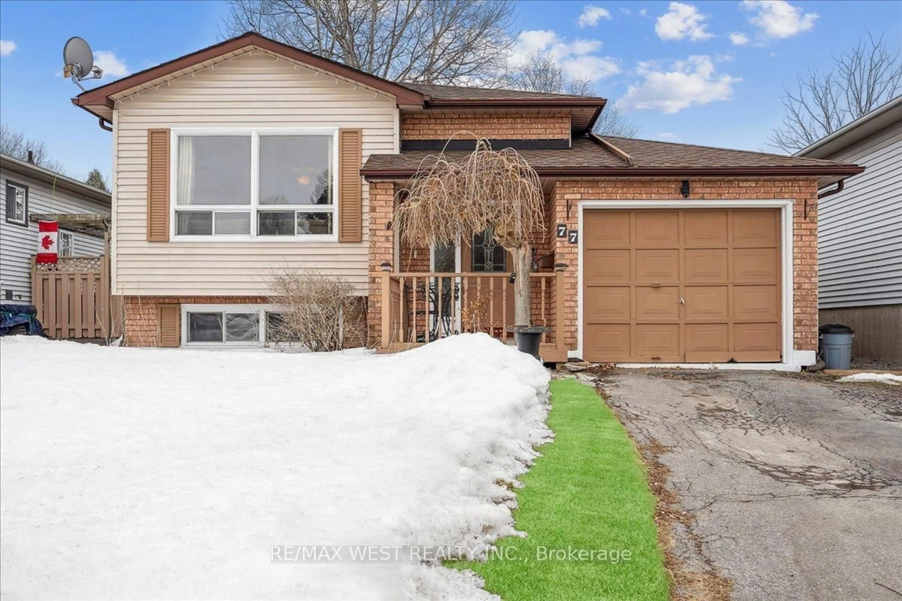 Home with brick exterior material, street for 77 Quinlan Dr, Port Hope Ontario L1A 4G5