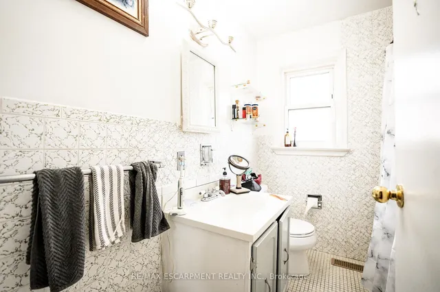 Additional property image - 21 Shynal Ave