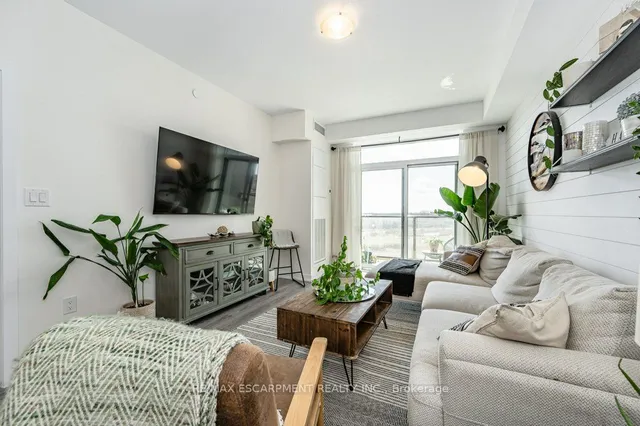 Additional property image - 450 Dundas St Unit 436