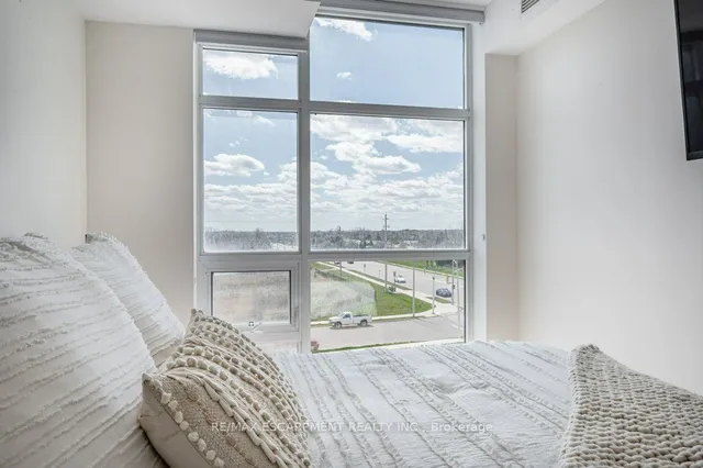 Additional property image - 450 Dundas St Unit 436
