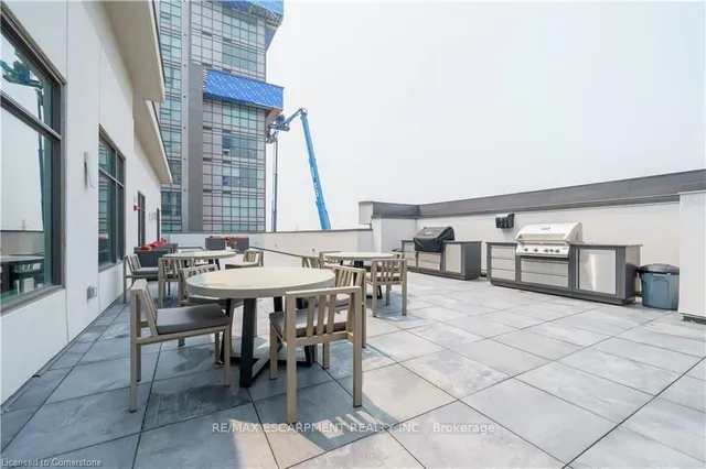 Additional property image - 450 Dundas St Unit 436