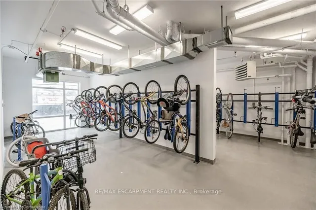 Additional property image - 450 Dundas St Unit 436