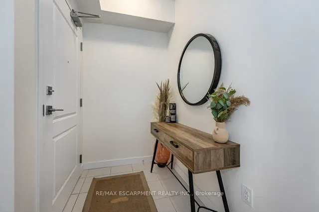 Additional property image - 450 Dundas St Unit 436