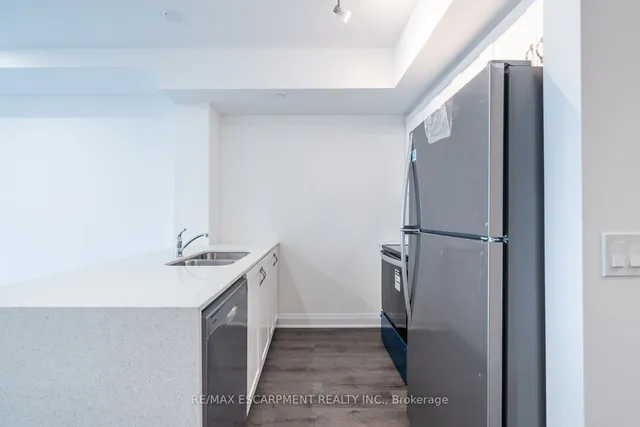 Additional property image - 1936 Rymal Rd Unit 213