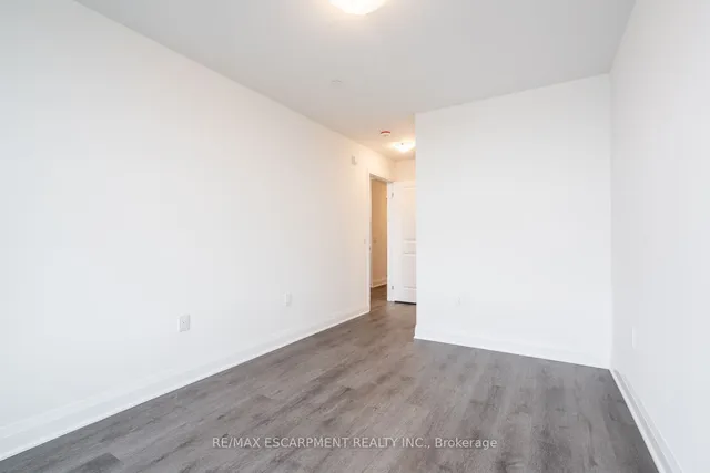 Additional property image - 1936 Rymal Rd Unit 213
