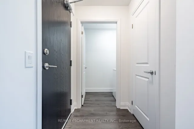 Additional property image - 1936 Rymal Rd Unit 213