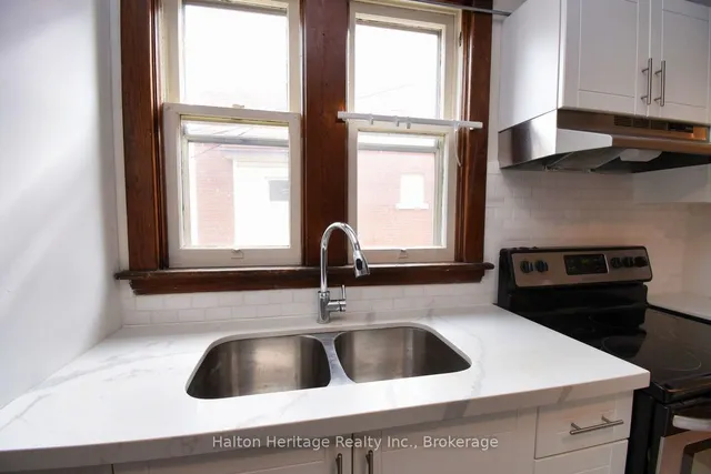 Additional property image - 129 Eastbourne Ave