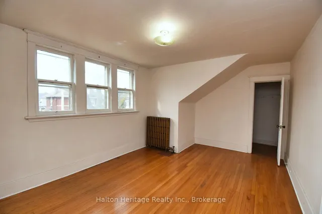 Additional property image - 129 Eastbourne Ave