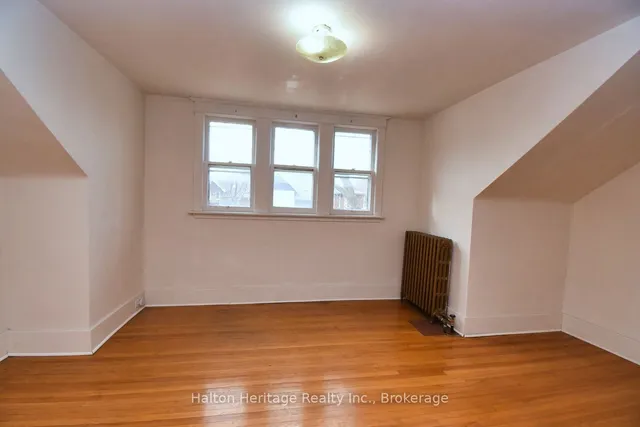 Additional property image - 129 Eastbourne Ave