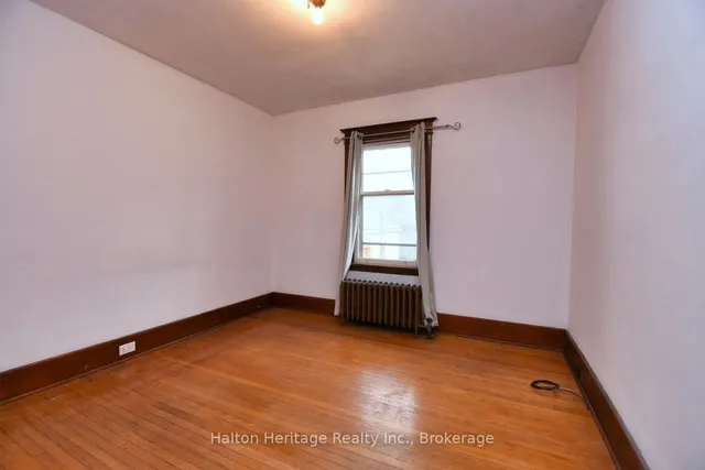 Additional property image - 129 Eastbourne Ave